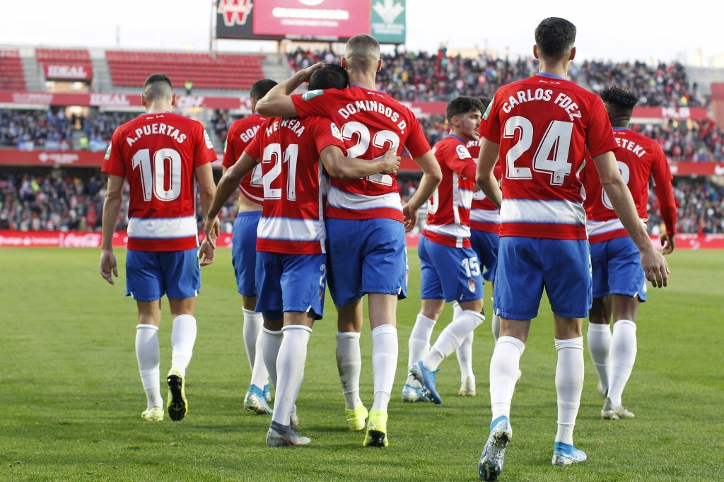 Herrera y Duarte celebrando el gol